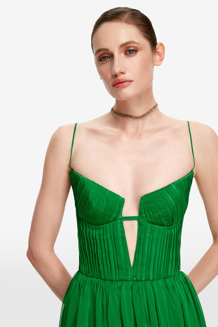 Women's Plunge Pleated Chiffon Formal Maxi Dress - Emerald Green