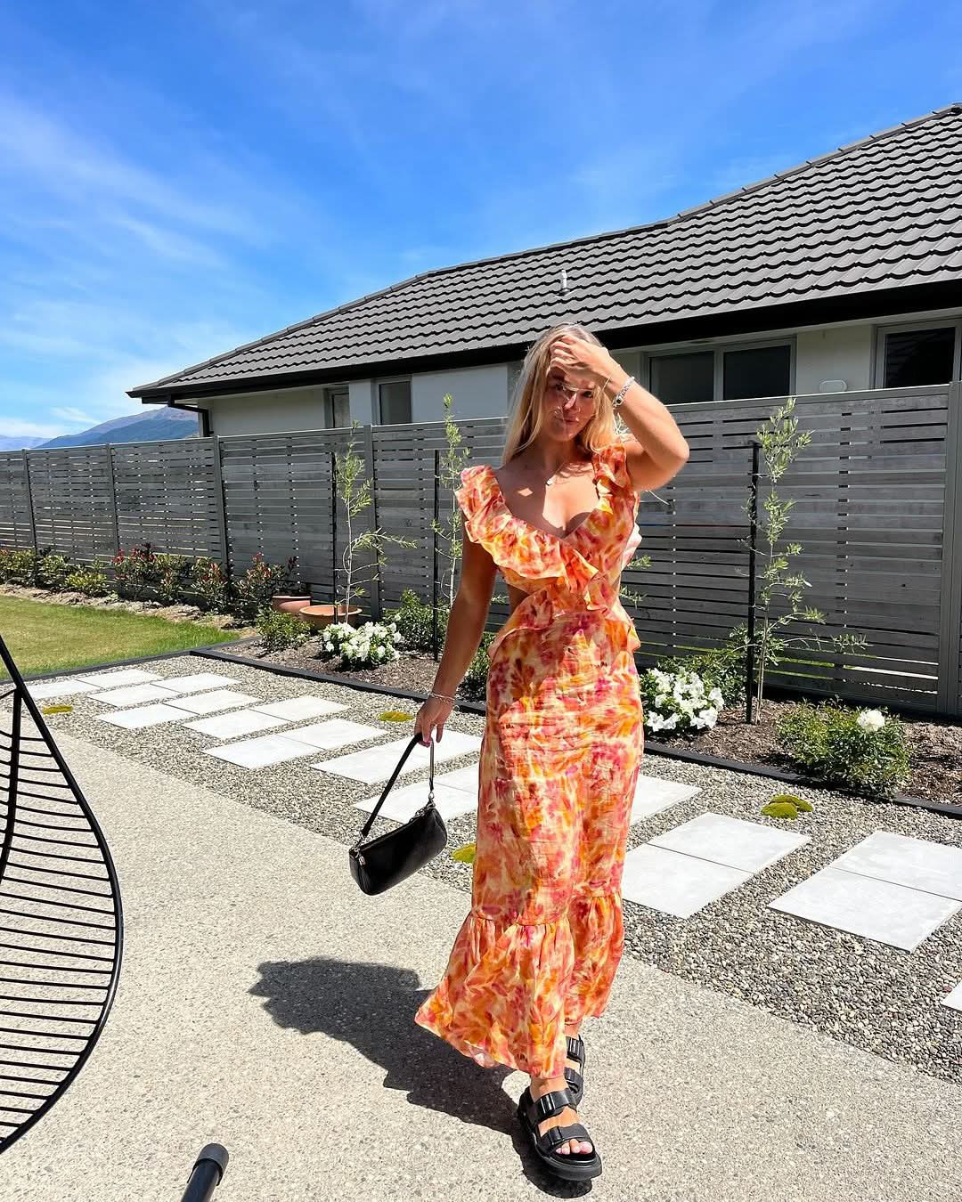 V Neck Ruffle Peach Floral Maxi Dress - Peach