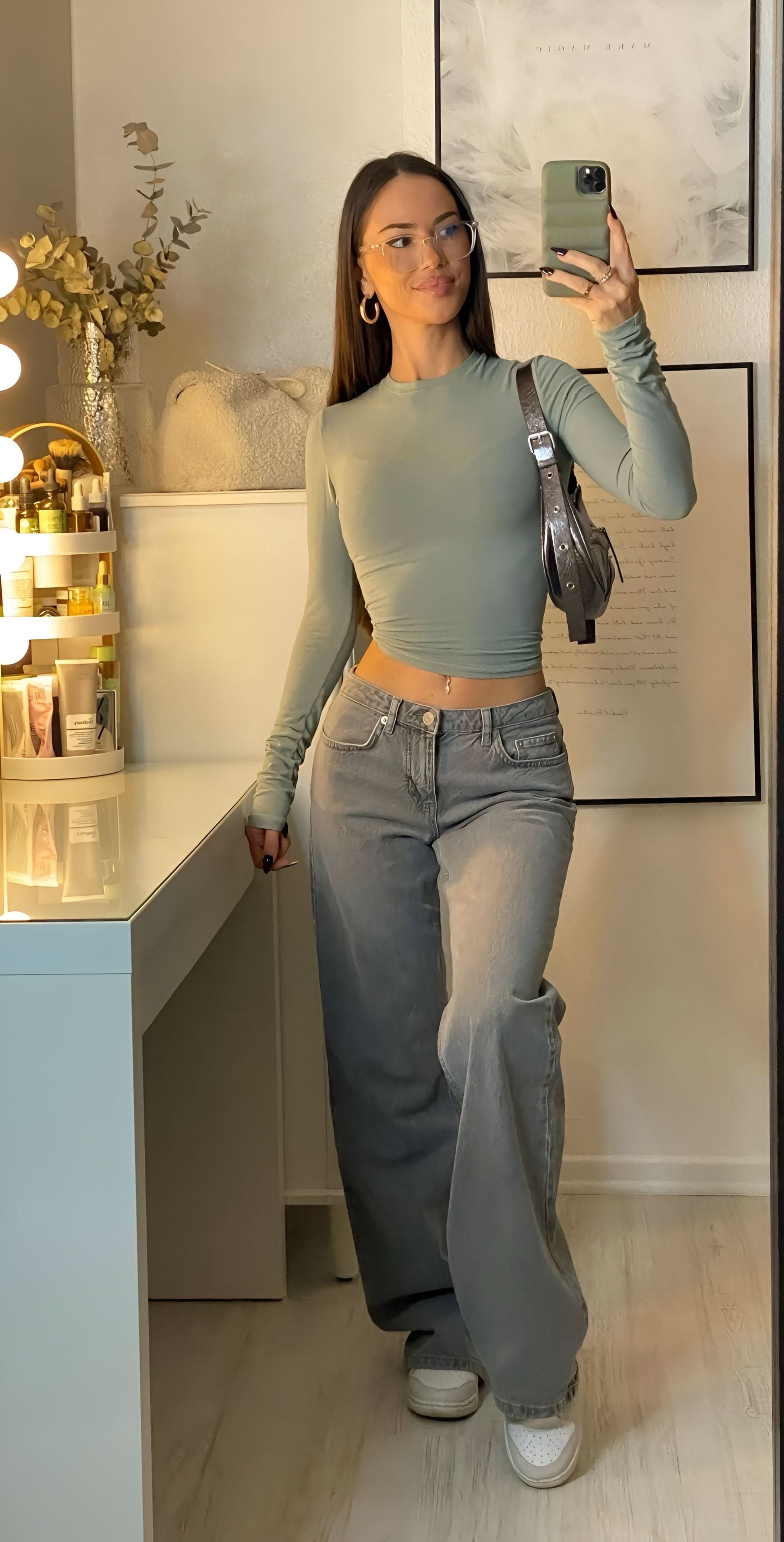 Women's Low Rise Wide Leg Full Length Jeans - product image 4