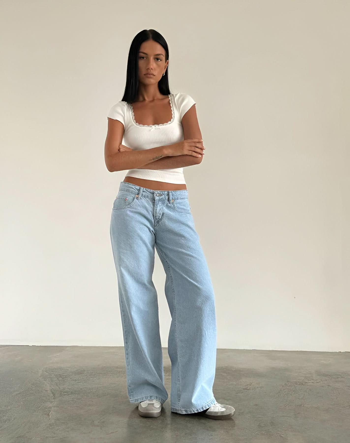 Women's Low Rise Wide Leg Full Length Jeans - product image 10