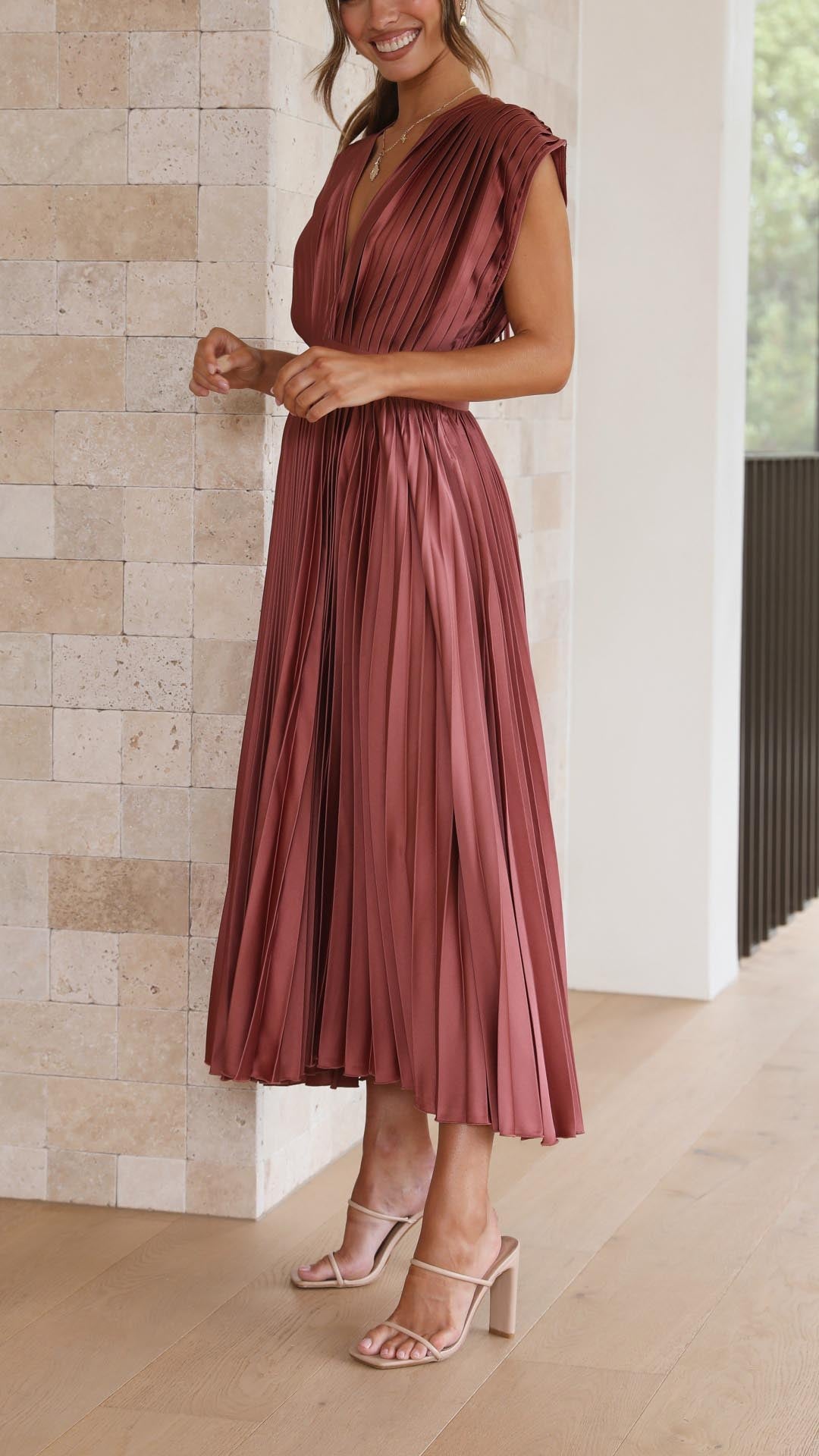 Women's Wedding Guest Pleated V Neck Midi Dress