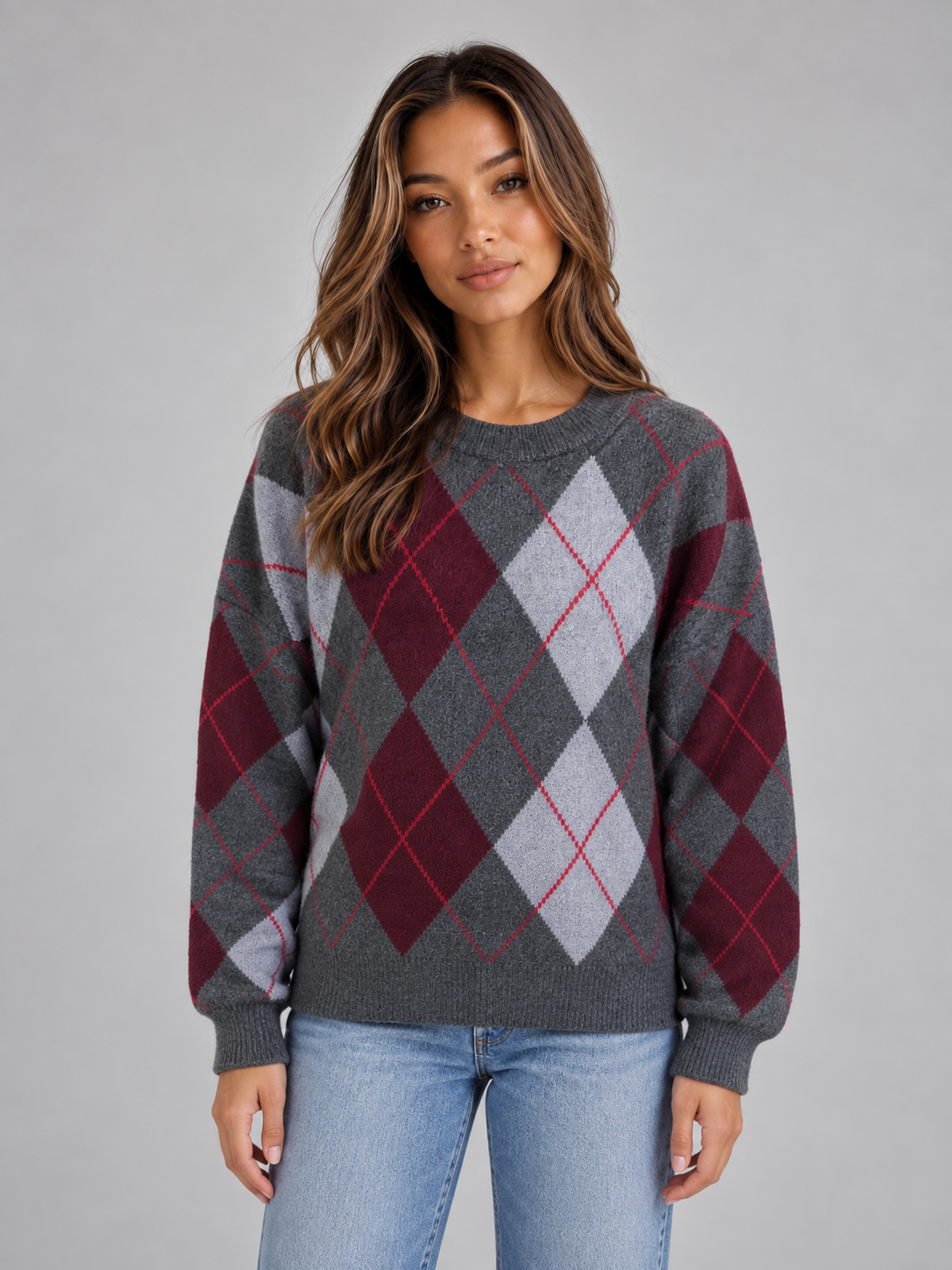 Women's Contrast Argyle Crew Neck Knit Sweater - Gray Argyle