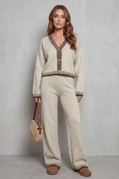 Women's Contrast Trim V-Neck Loungewear Set - Oatmeal