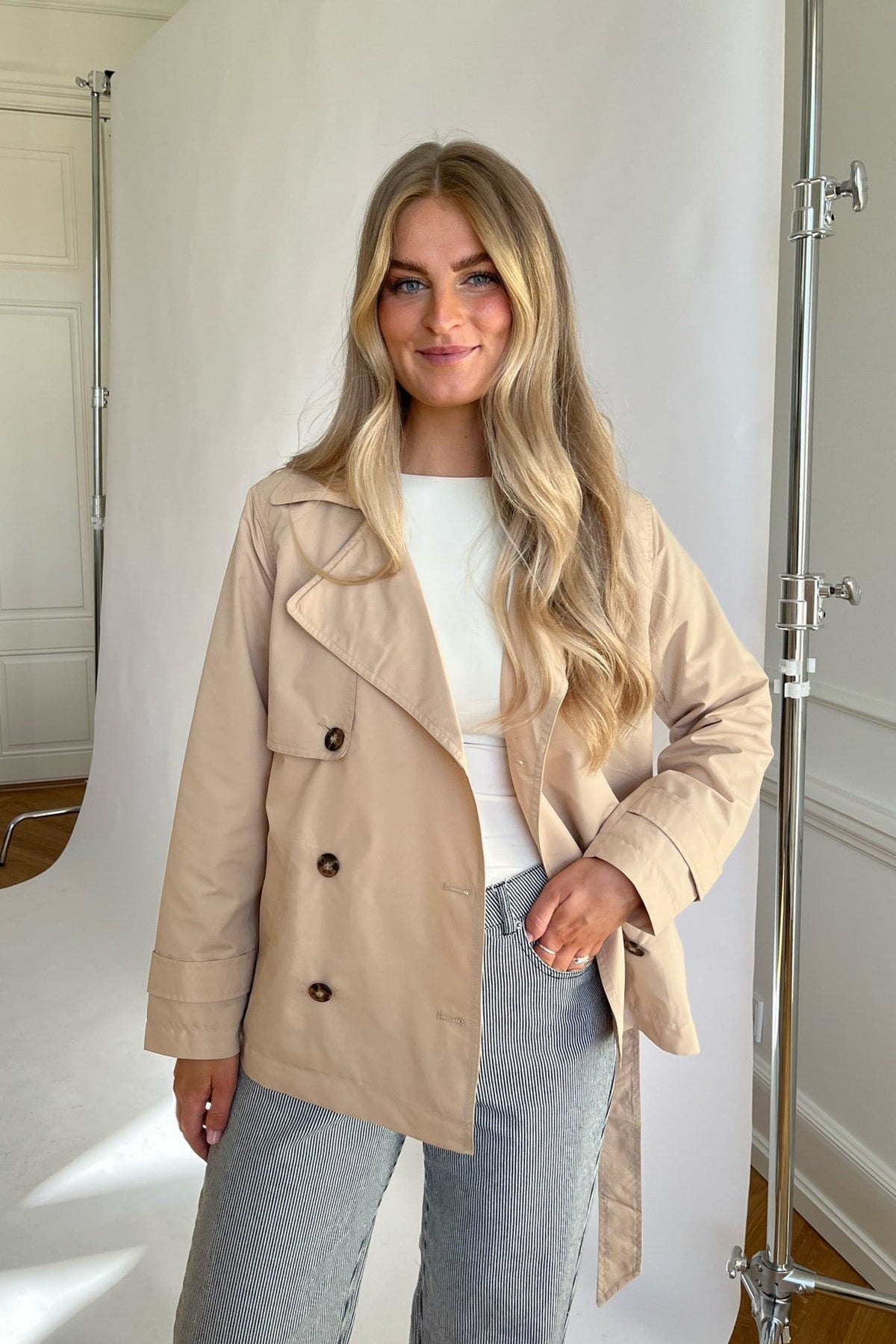 Women's Double-Breasted Notch Lapel Trench Coat - Beige