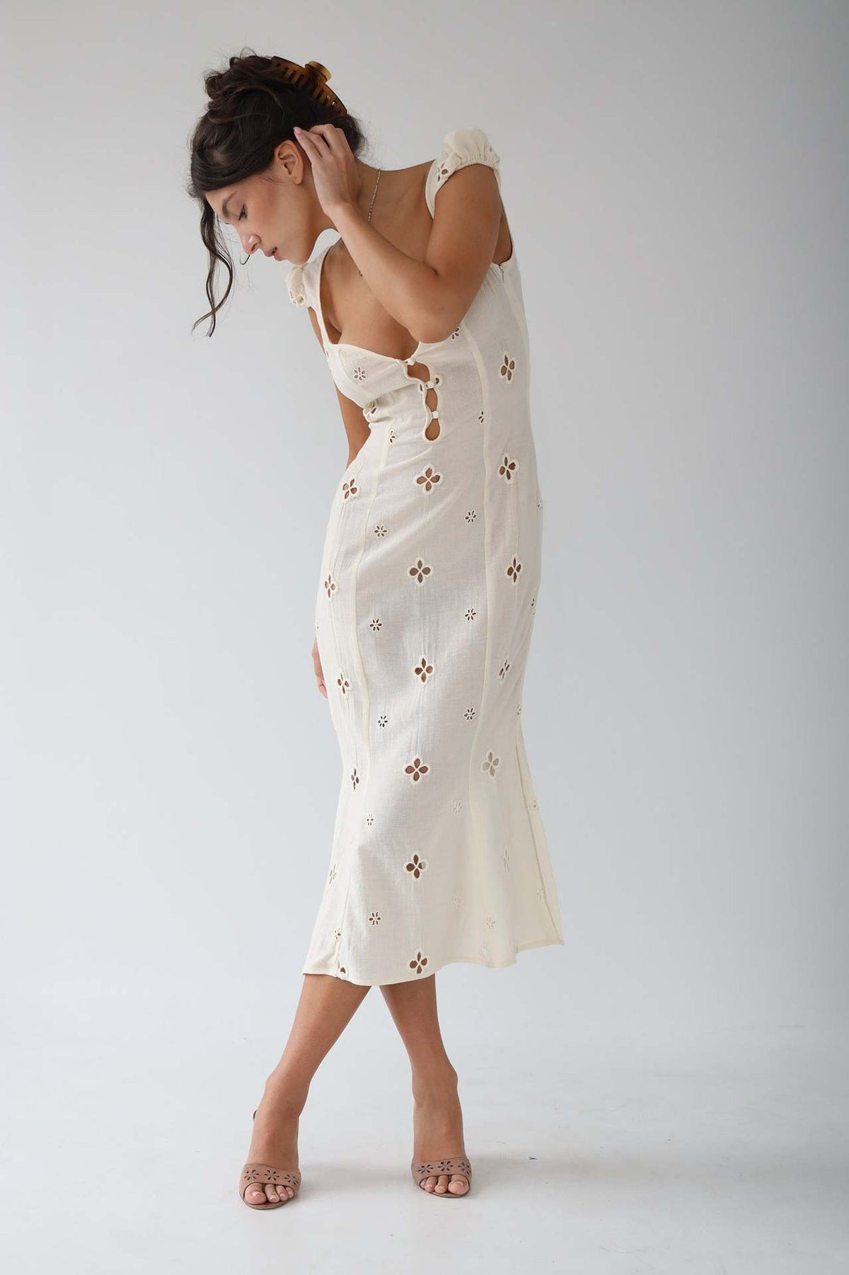 Women's Eyelet Cap Sleeve Wedding Guest Midi Dress - Ivory