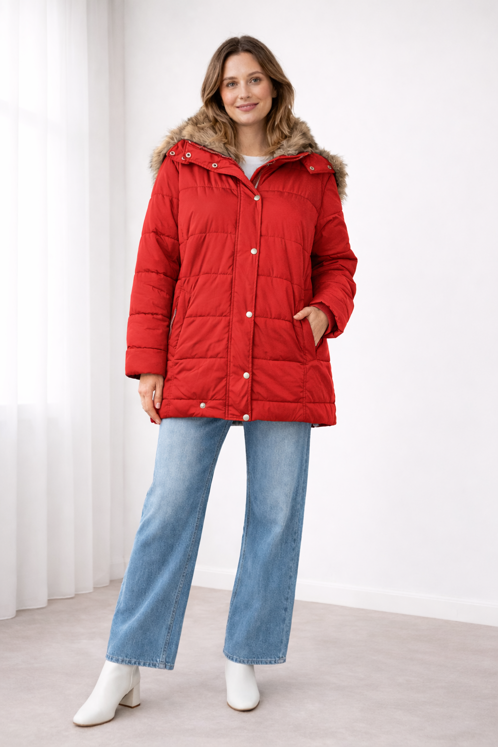 Women's Faux Fur Hooded Quilted Puffer Jacket - Red