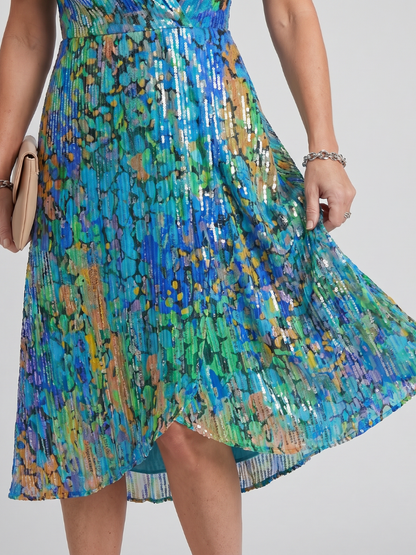 Women's Flutter Sleeve Gathered Waist Midi Dress - Blue Green Print