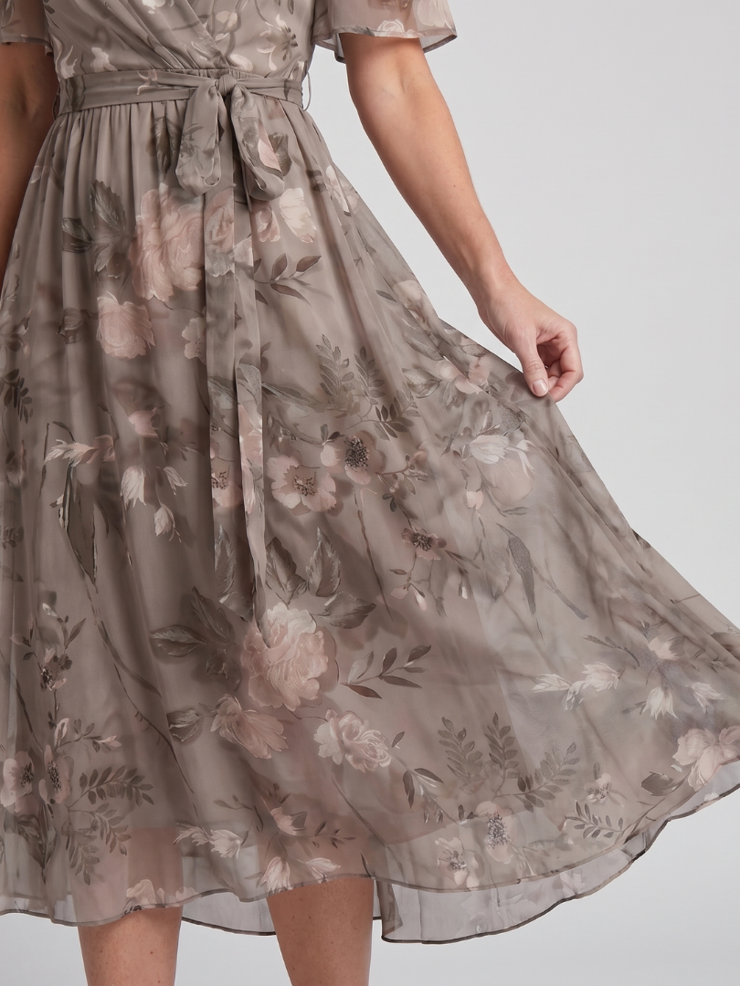 Women's Flutter Sleeve Gathered Waist Midi Dress - Gray Floral