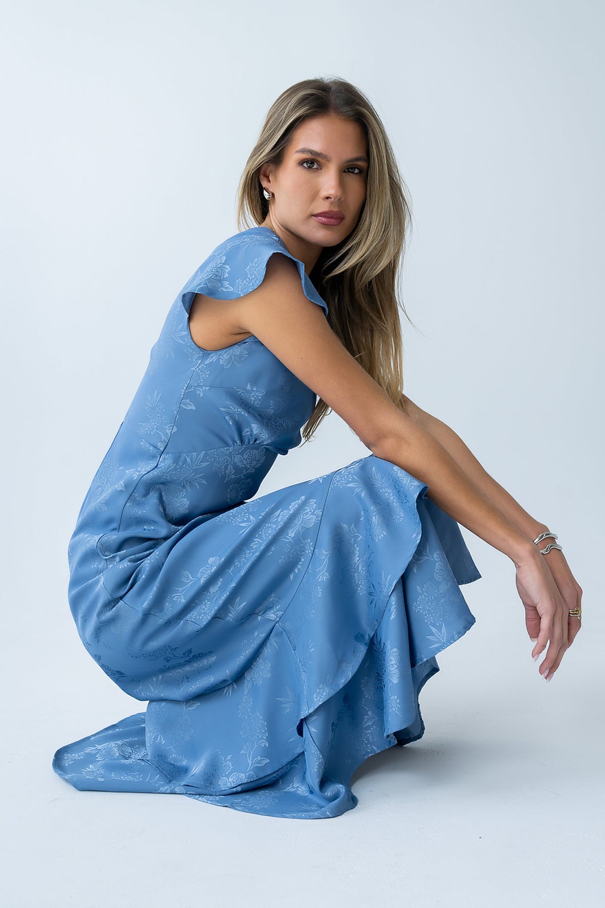 Women's Flutter Sleeve Tiered Ruffle Maxi Dress - Blue Floral