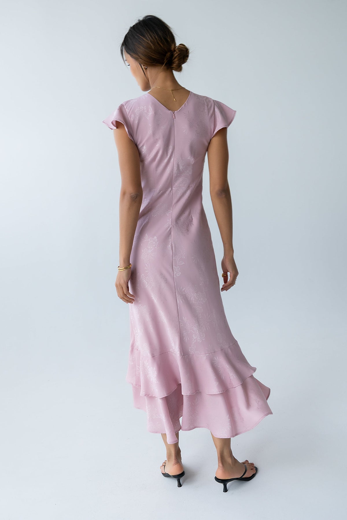 Women's Flutter Sleeve Tiered Ruffle Maxi Dress - Pink