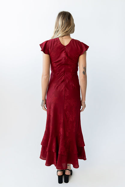 Women's Flutter Sleeve Tiered Ruffle Maxi Dress - Red