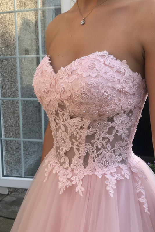 Women's Lace Bodice Tulle A-Line Prom Dress - Blush
