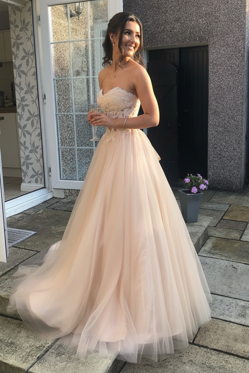 Women's Lace Bodice Tulle A-Line Prom Dress - Champagne
