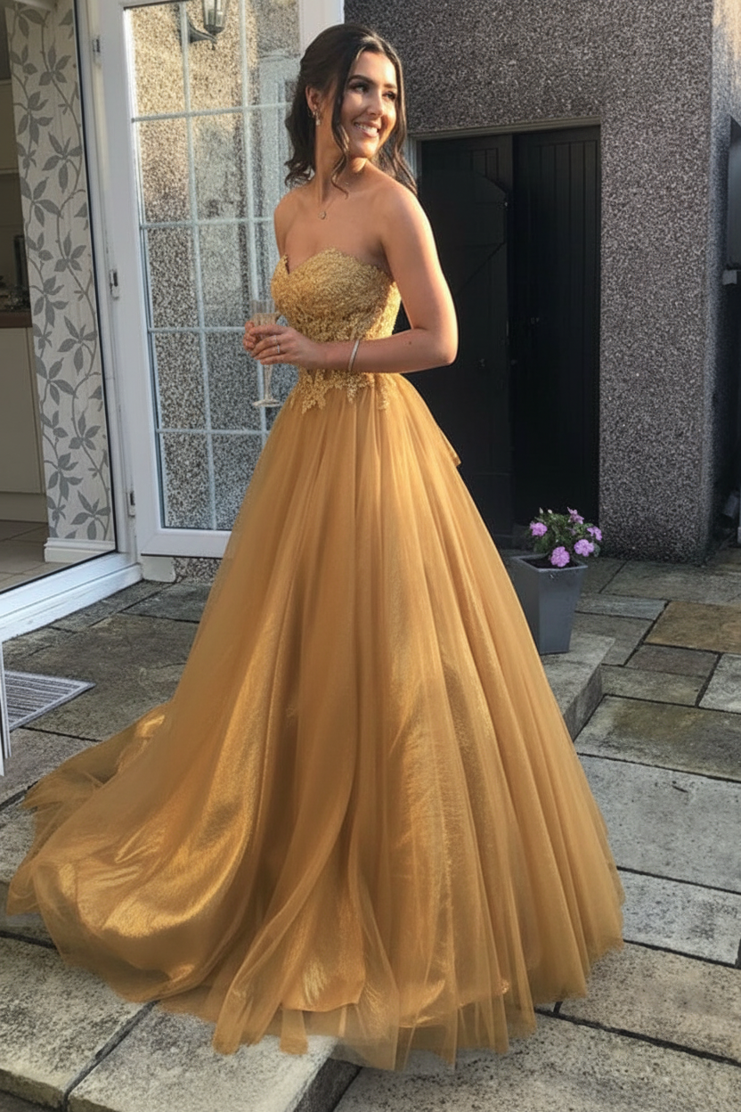 Women's Lace Bodice Tulle A-Line Prom Dress - Gold