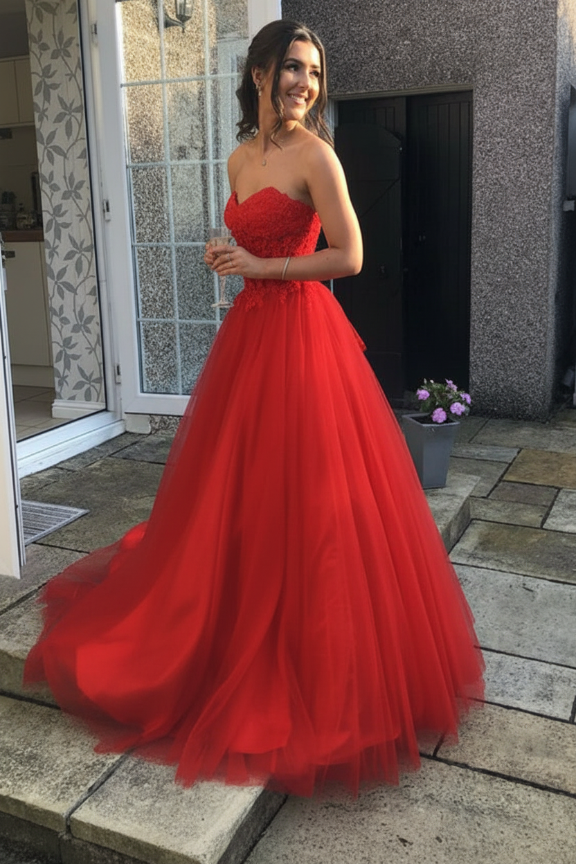 Women's Lace Bodice Tulle A-Line Prom Dress - Red