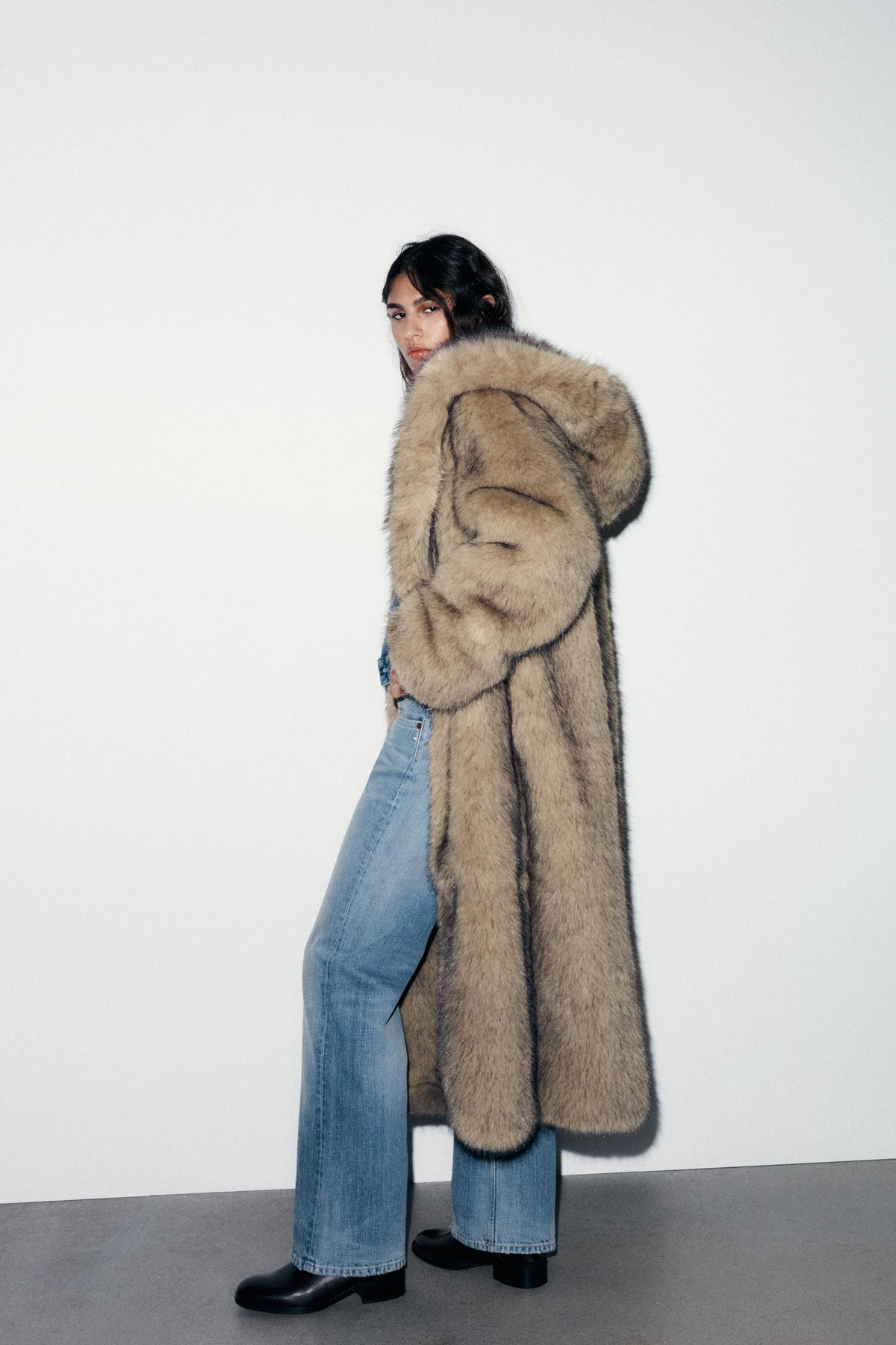 Women's Lapel Collar Faux Fur Longline Coat - Camel