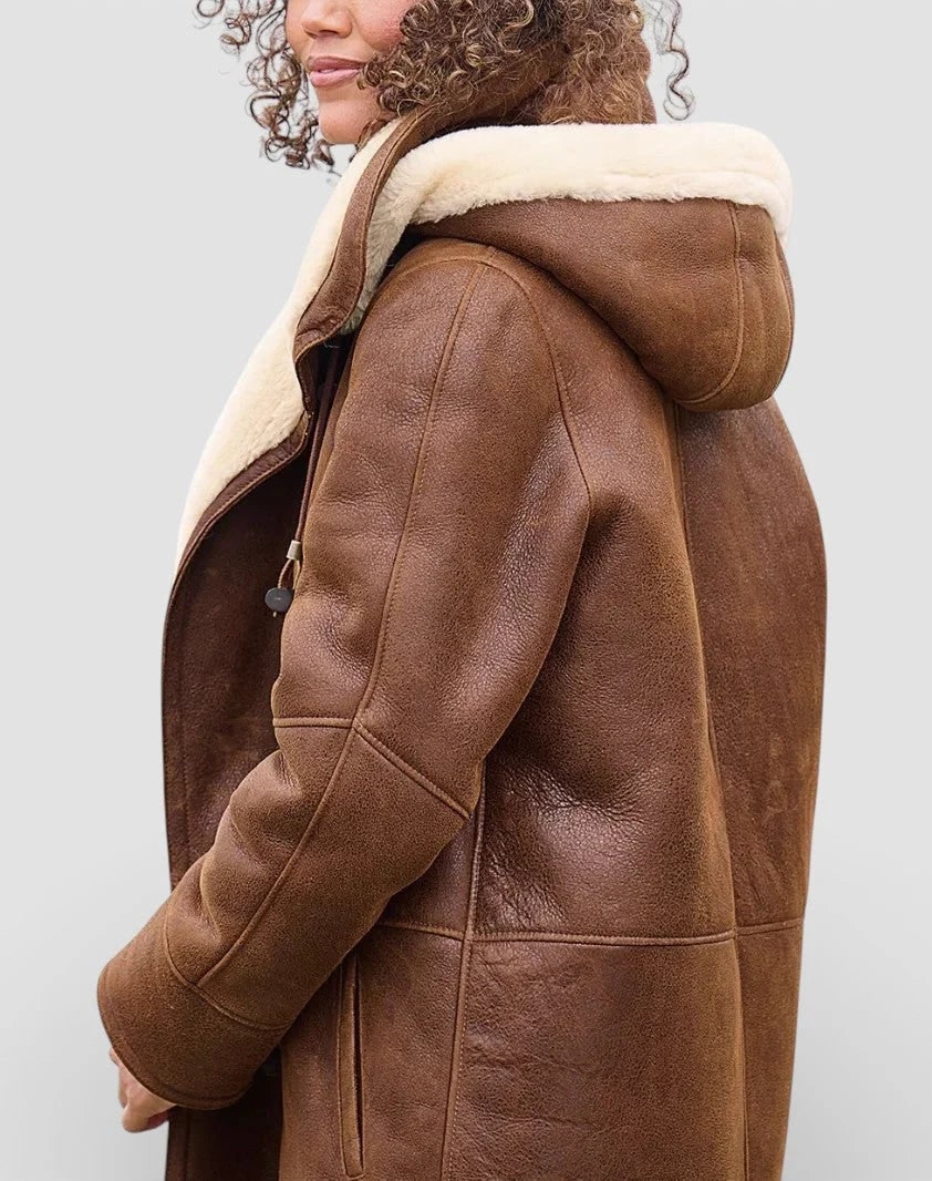 Women's Shearling-Lined Toggle Coat - Brown