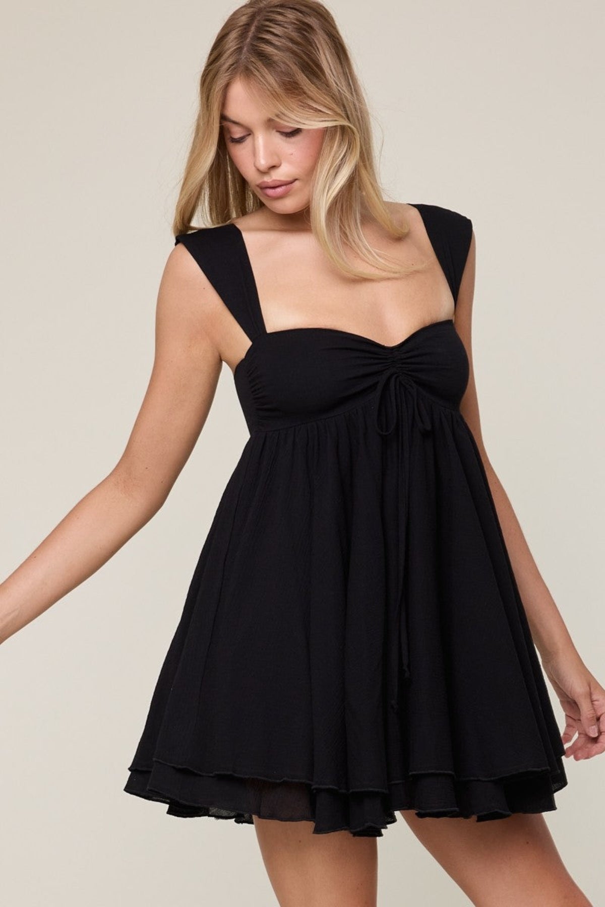 Women's Sweetheart Twist Knot Babydoll Black Mini Dress - Black