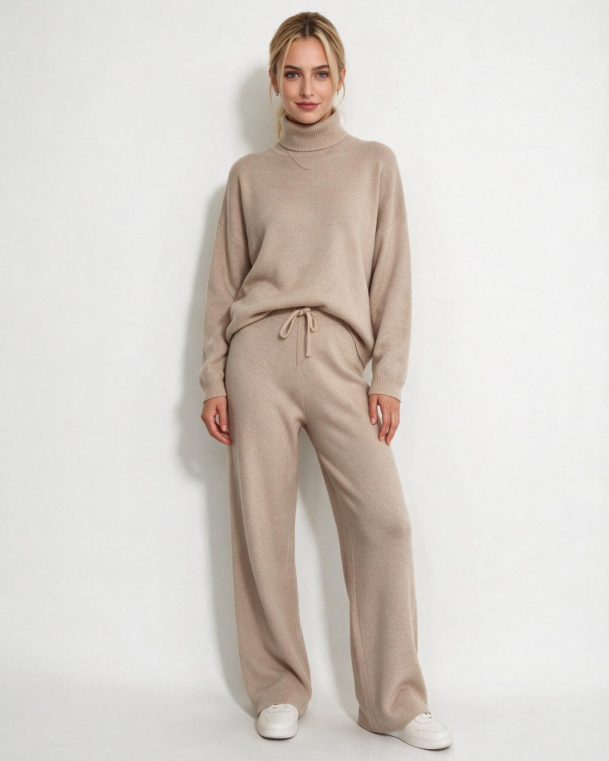 Women's Turtleneck Wide-Leg Loungewear Set - Champagne