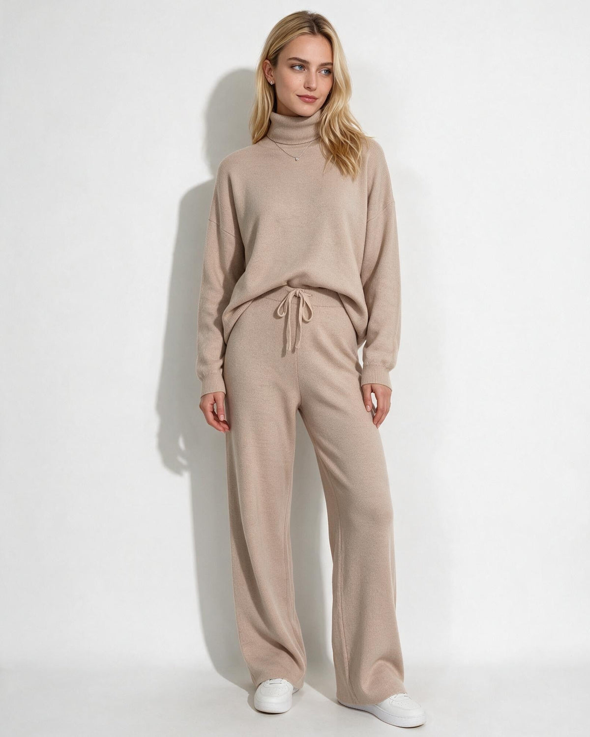 Women's Turtleneck Wide-Leg Loungewear Set - Champagne