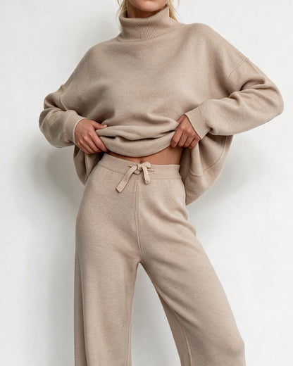 Women's Turtleneck Wide-Leg Loungewear Set - Champagne