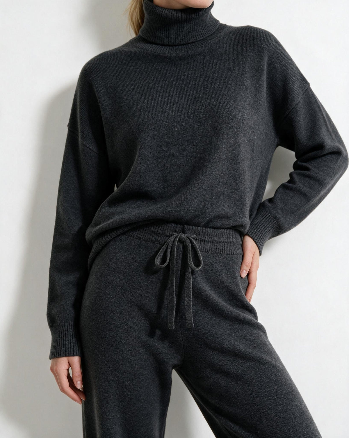 Women's Turtleneck Wide-Leg Loungewear Set - Charcoal Gray