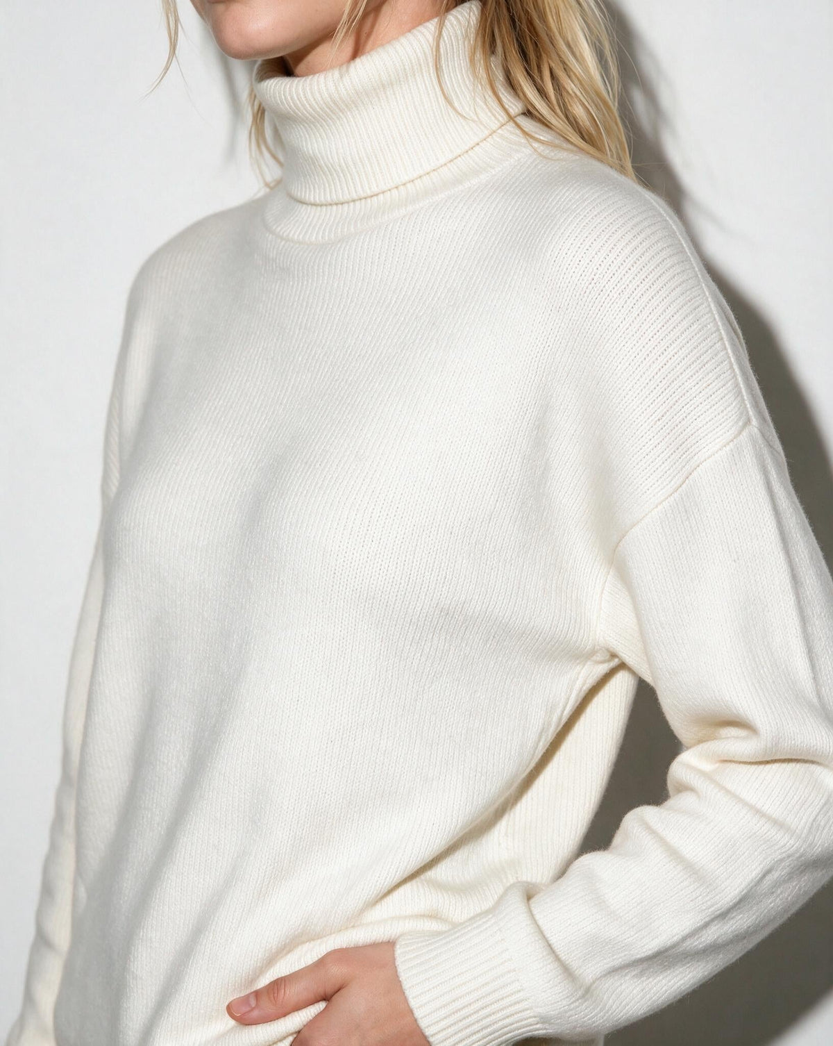 Women's Turtleneck Wide-Leg Loungewear Set - Ivory