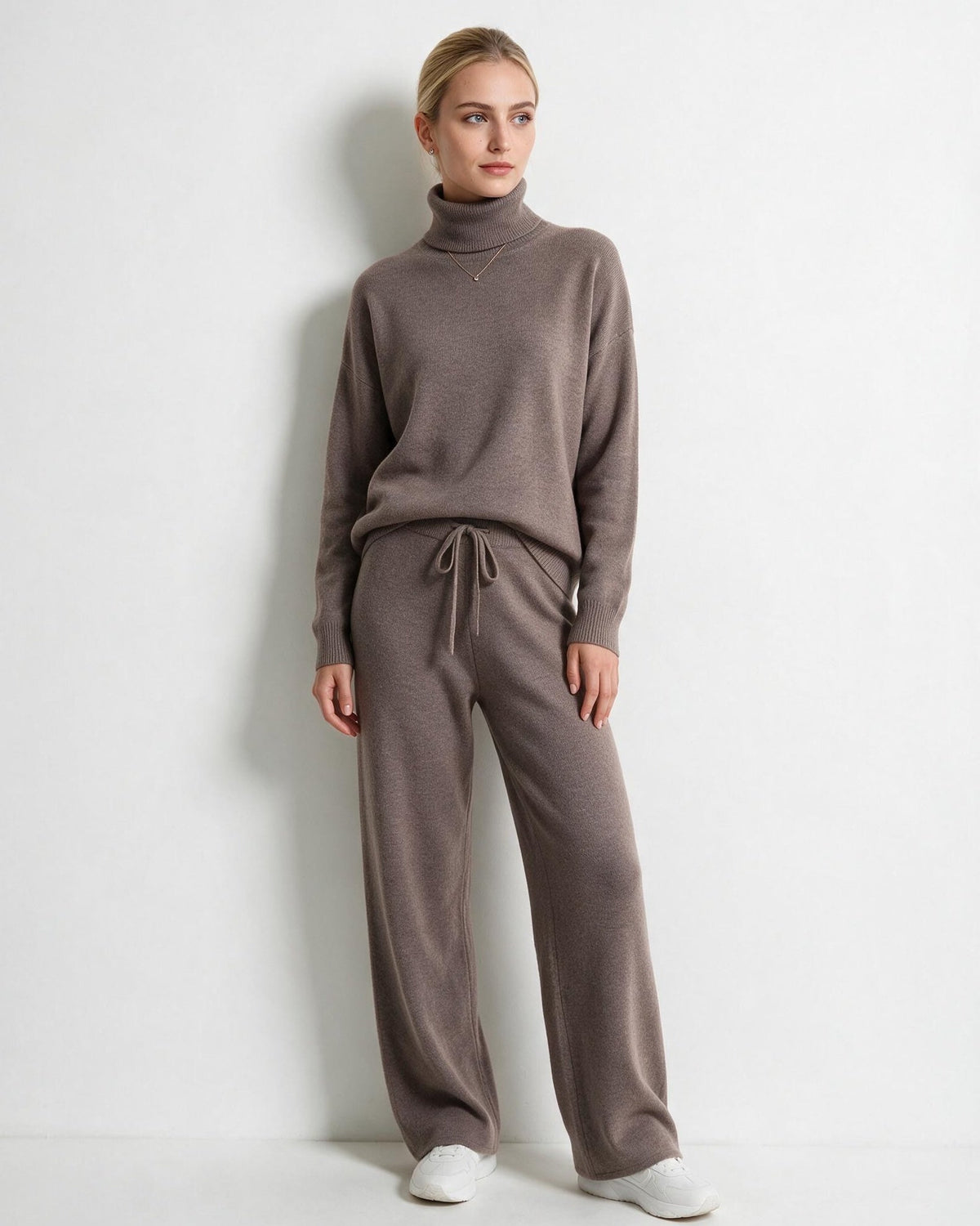 Women's Turtleneck Wide-Leg Loungewear Set - Mocha Brown