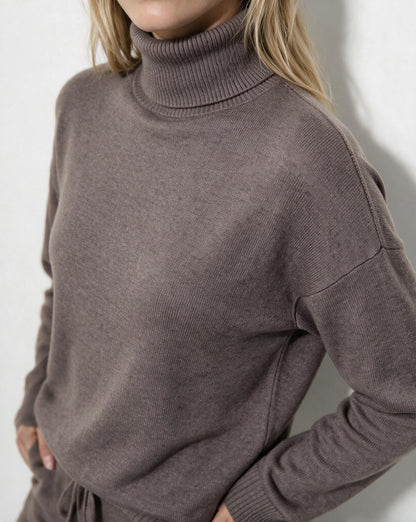 Women's Turtleneck Wide-Leg Loungewear Set - Mocha Brown