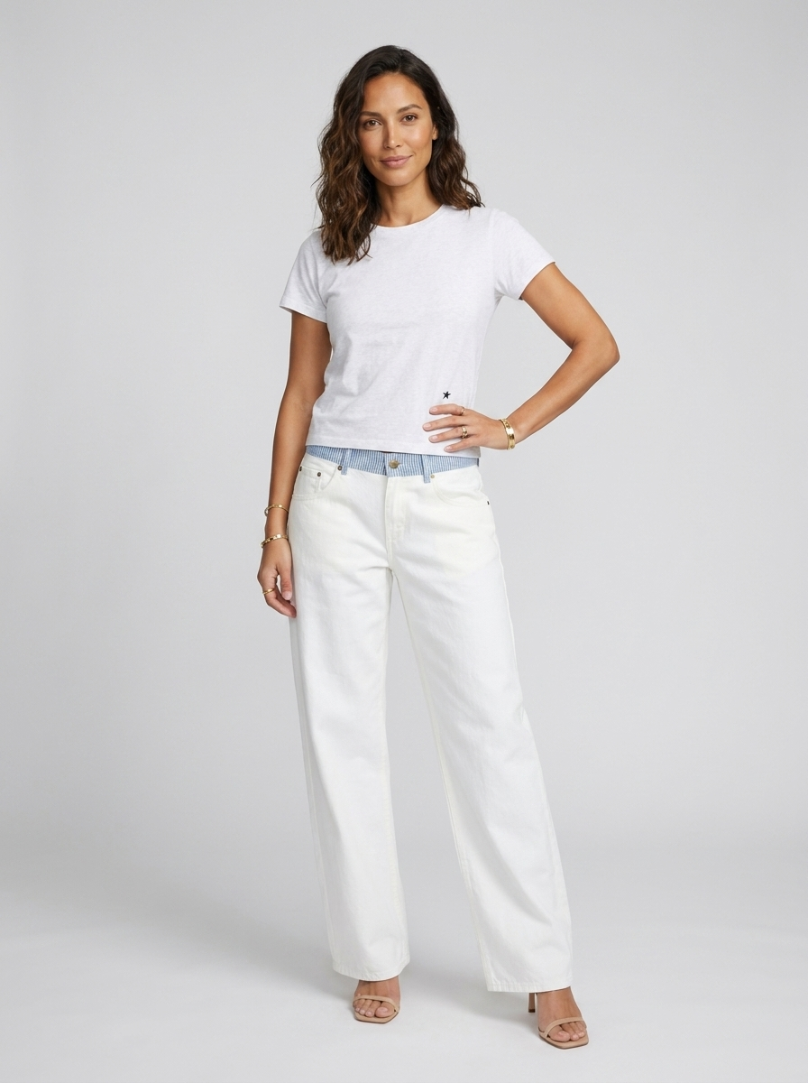 Women's Relaxed Wide-Leg Jeans in White - White